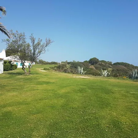 Casa Aldeamento Prainha T4 Vakantiehuis Alvor