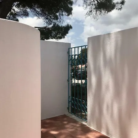 Vakantiehuis Casa Aldeamento Prainha T4 *