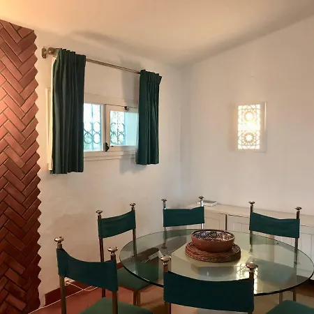 Casa Aldeamento Prainha T4 Vakantiehuis *